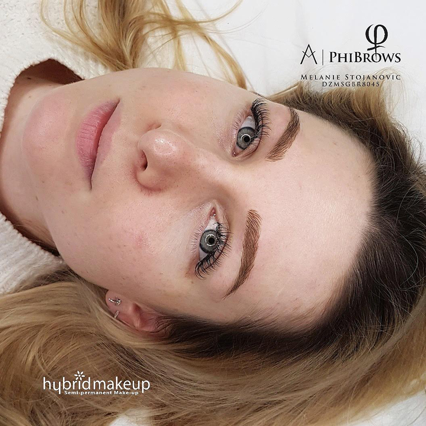Microblading-